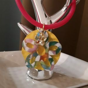 Meet your Posher, Raquel